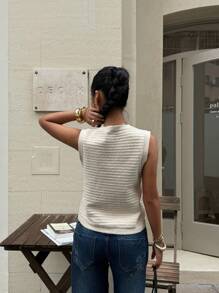 Siren Gaze 纯色罗纹金属纽扣休闲针织背心女士针织背心短款毛衣背心无袖针织上衣，秋季女装 - 杏色 - 查看 2