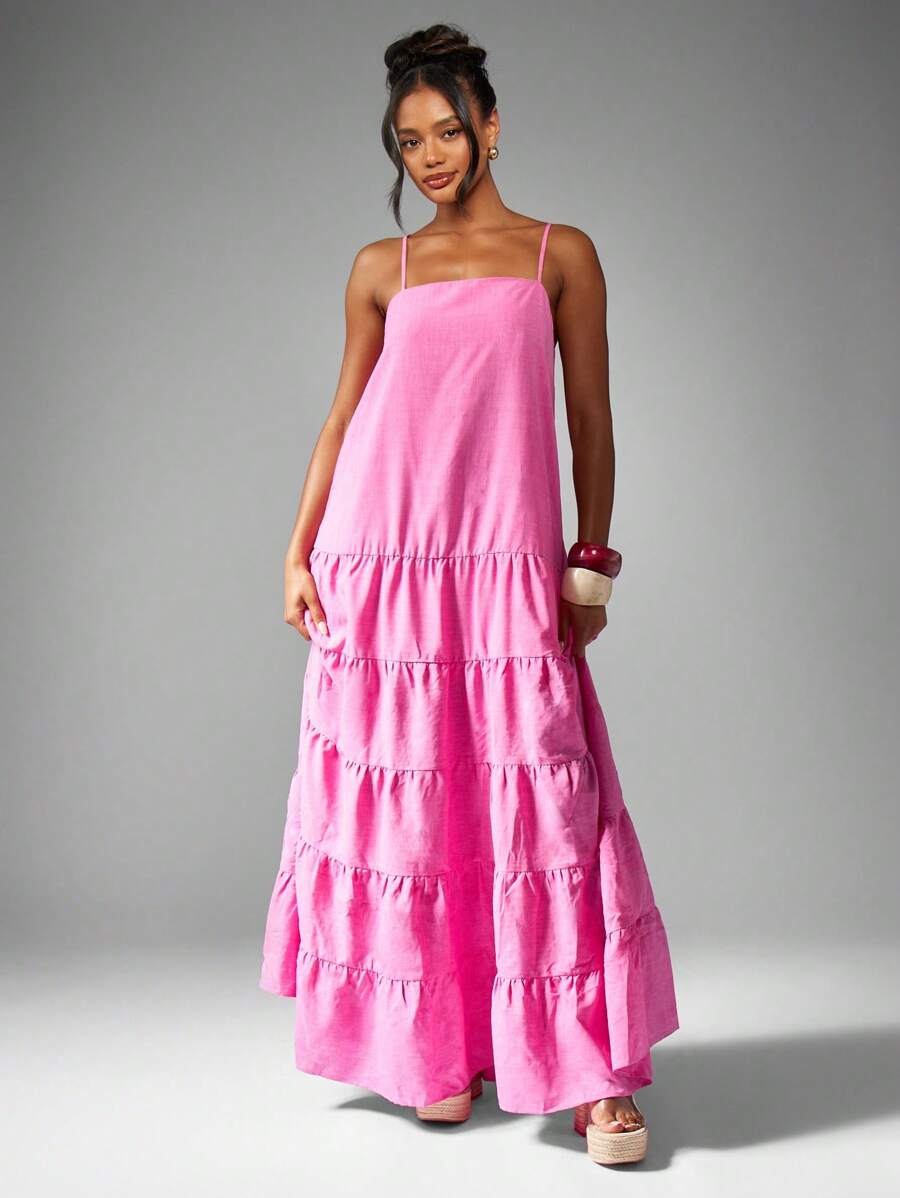 MISSGUIDED Layered Flowy Long Tiered Maxi Dress With Adjustable  StrapsMISSGUIDED