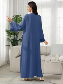 SHEIN Najma 优雅 V 领喇叭袖阿拉伯风格串珠装饰喇叭裙，春夏 - 藍色 - 查看 2