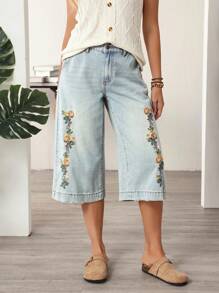 EMERY ROSE Women's Floral Embroidered Pocket Loose Straight Leg Capri Denim Jeans