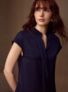MOTF PREMIUM NOTCHED V NECK BATWING SLEEVE BLOUSE