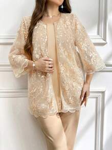 Ellevyn Bộ 3 món cỡ lớn: Áo ba lỗ cổ tròn màu trơn, quần dài và áo len cardigan thêu hoa hở phía trước, mùa hè - Màu be - Xem 8