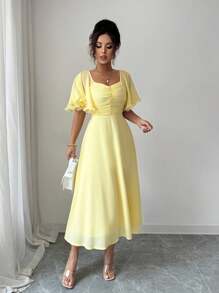 Modelyn فستان صيفي إجازي فرنسي، من الشيفون ذو تصميم بتنجيد مكشكش باللون الأصفر الزبداني الثابت - أصفر - مشاهدة 7