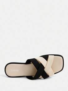 Women Shoes Fashionable And Comfortable Women's Shoes - Black and White - View 7