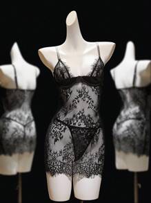 SHEIN 2 piezas Vestido de tirantes finos y encaje sexy para mujer con sujetador incorporado y tanga, para salir