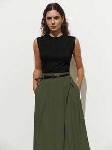 Lumivelle Vestido Midi Feminino de Tricô com Bolso Plissado e Decote Redondo