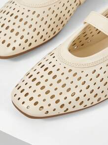 MOTF PREMIUM HOLLOW OUT PU LEATHER FLATS - Beige - View 6