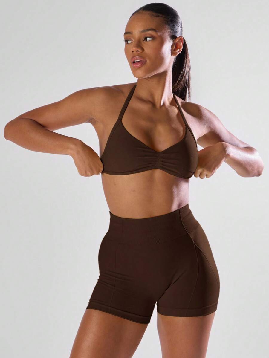 Musera Sport 纯色褶皱露背吊带运动文胸，适合运动、健身房、跑步、俱乐部、板式网球、网球、匹克球、瑜伽、普拉提等运动，秋季日常休闲穿着。