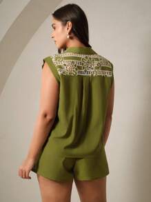 Anewsta Luxury Retro Floral Embroidered Women 2-Piece Set - Green - View 3