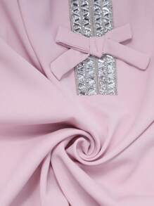 Yasmyna Elegante Kleid mit Schleife-Akzent und Strass in rosa arabischem Stil für Frauen