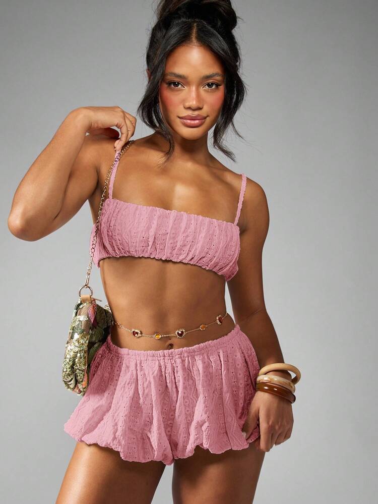MISSGUIDED ブロード レース クロップトップ ショーツ セット、フェスティバル、夏休み、ビーチ用二点セット、ギャザー入りミニショーツ、パフボール、伸縮性カジュアルルームウェア