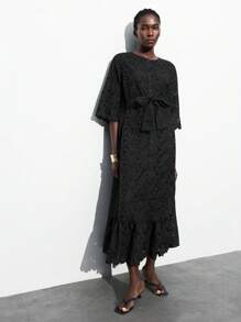 Maija 女士刺绣镂空腰系带长袖连衣裙，宽松夏季度假连衣裙，休闲风 - 黑色 - 查看 2
