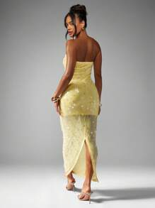 MISSGUIDED Đầm dạ hội cột sequin không quai, váy maxi dài trang trọng bó sát, lấp lánh, dự tiệc cưới, dự tiệc đặc biệt, dài đến sàn, xẻ sau lưng - Màu vàng - Xem 2