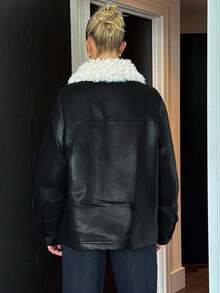 DAZY 女士秋冬仿羊羔绒领单排扣夹克，PU皮革工装绗缝外套，简约时尚 - 黑色 - 查看 9