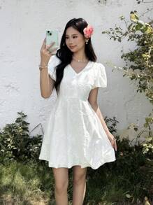 SHEIN 少女优雅提花纹理泡泡袖法式公主裙，适合海滩度假 - 白色 - 查看 4