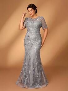 Serin Robe de soirée élégante et romantique pour grandes tailles, col rond vert menthe, manches mi-longues, transparente, ornée de perles et de mailles. Robe de cérémonie pour mère de la mariée