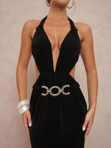 Lumalex Robe fendue à dos ouvert avec accent de chaîne métallique sexy, sans manches