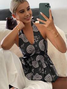 DAZY Blusa sin espalda con cuello de halter y estampado floral, adecuada para vacaciones en otoño