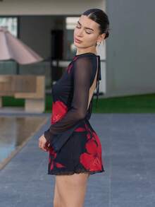 Andrea Bello Damen Floral Muster Kleid mit offenem Rücken und ausgestellten Ärmeln, Kurzes Kleid mit Blume Muster, Kleid mit ausgestellten Ärmeln, Elegant/Pendler/Urlaub/Date/Sexy/Party