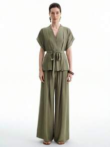 Aalyst 2pcs Women Summer Bohemian Style Tie Waist Dolman Sleeve V-Neck Top And Wide Leg Shorts Set - Green - View 3