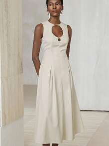 Aveloria Modichic Robe longue élégante et luxueuse d'été nouvelle pour femmes, avec design de serrure à motif ajouré et plis à l'avant, sans manches - Beige - Voir 5