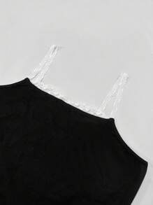 SHEIN Essnce Plus Size Elegant Colorblock Lace Trim Camisole - Black - View 4