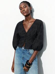 Maija Damska bluzka z dekoltem w serek, guzikami z przodu, w swobodnym stylu na wakacje na plaży, z kwiatowym haftem, z wyciętymi rękawami typu latarnia, odpowiednia na hawajskie festiwale muzyki country, wakacje