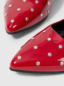 ROMWE Grunge Punk Zapatos planos cómodos, ajustables, de estilo punk, con punta puntiaguda, hebilla cuadrada con tachas, elegantes y sexy para uso diario, trabajo, fiesta - Rojo - Ver 4