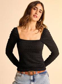 CAJUNI Camiseta corta de manga larga, cuello cuadrado, ajustada, de punto texturizado negro para mujer - Negro - Ver 6