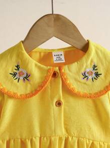 SHEIN Vintaside Kids Baby Girls Autumn And Winter Pastoral Exquisite Embroidery Flower Pattern Lapel Long Sleeve Bodysuit