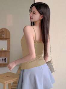 DAZY 女士夏季休闲纯色蕾丝花边吊带背心 - 卡其色 - 查看 2