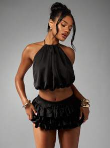 MISSGUIDED 魅力四射的露背荷叶边迷你两件套缎面派对俱乐部节日套装，搭配层叠裙摆，适合婚礼宾客、夏日夜晚外出等场合，优雅迷人。 - 黑色 - 查看 3