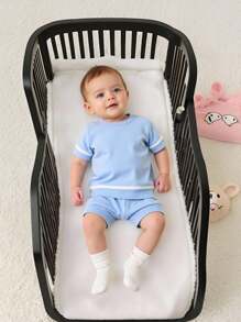 SHEIN 2 件男婴针织毛衣套装 - 蓝色舒适短袖套头衫和短裤，适合日常、户外、旅行、度假、居家、育儿、玩耍穿着