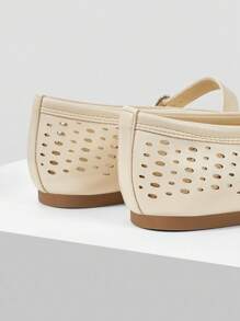 MOTF PREMIUM HOLLOW OUT PU LEATHER FLATS - Beige - View 8