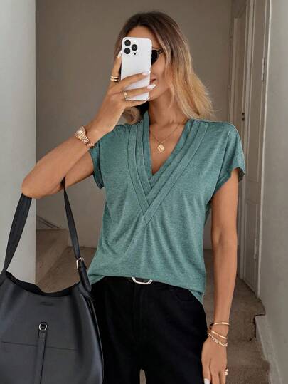 SHEIN LUNE Maglietta monocolore con scollo a V con manica a pipistrello