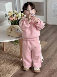 DAZY 女宝宝春秋休闲运动风插肩袖撞色条纹蝴蝶结套头连帽衫和宽松阔腿裤套装