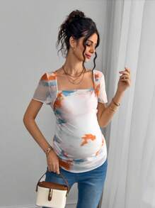 Momance Camiseta de maternidad de manga corta con cuello cuadrado, impresión digital y doble capa con plisado en el busto - Multicolor - Ver 1