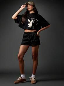 Missguided x Playboy Retro Logo Grafik Crop T-Shirt, Hase P Buchstabe Muster, Streetstyle Lässig Urban Kurzarm Basic T-Shirt, Mode Alltag Streetwear