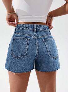 SHEIN PETITE Women's Pocketed Frayed Hem Casual Versatile Denim Shorts