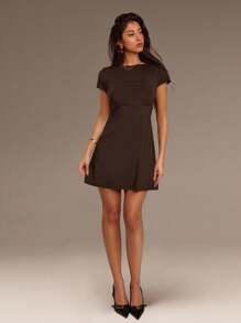 SHEIN Forever 21 夏季女士舞会/正式/海滩/度假/西部/商务休闲/优雅/生日/外出/俱乐部/办公室服装/节日/狂欢服装/工作服/优雅/乡村音乐会/早午餐/巡航/老钱/机场/端庄/教堂/童话/性感/有趣/嬉皮/派对/千禧/街头服饰/2000 年代/迪斯科/毕业/婚礼嘉宾/鸡尾酒会/复古/紧身/度假/嬉皮/场合/单身女郎/街头服饰/复古/90 年代/露背/黑色迷你连衣裙 - 棕色 - 查看 2