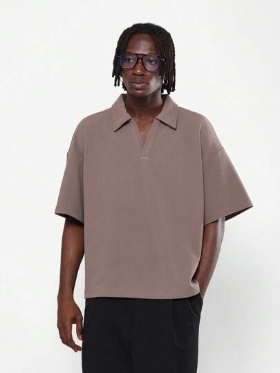  SUMWON Essential Resort 系列高级纹理 Polo 衫，宽松版型，休闲商务现代风，短袖设计，精致百搭，春夏必备纯色款