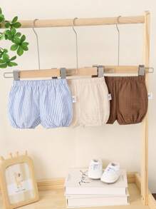 3 件套新生儿夏季休闲百搭条纹纯色松紧腰短裤、打底裤、内衣三件套，适合男婴和女婴