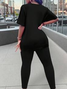 Maweii 2 件套女士加大码字母印花圆领短袖 T 恤和裤子，休闲装 - 黑色 - 查看 2