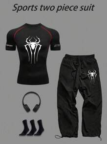 Manfinity Sport Corelite 男式蜘蛛印花插肩袖短袖T恤和裤子运动套装 - 黑色 - 查看 3