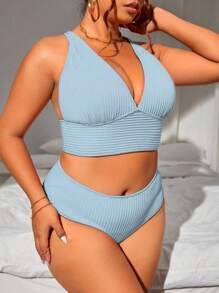 SHEIN Swim Curve 2pcs/Set Plus Size Women V-Neck Solid Color Casual Split-Style Swimwear Set For Summer Beach Vacation - Baby Blue - View 4