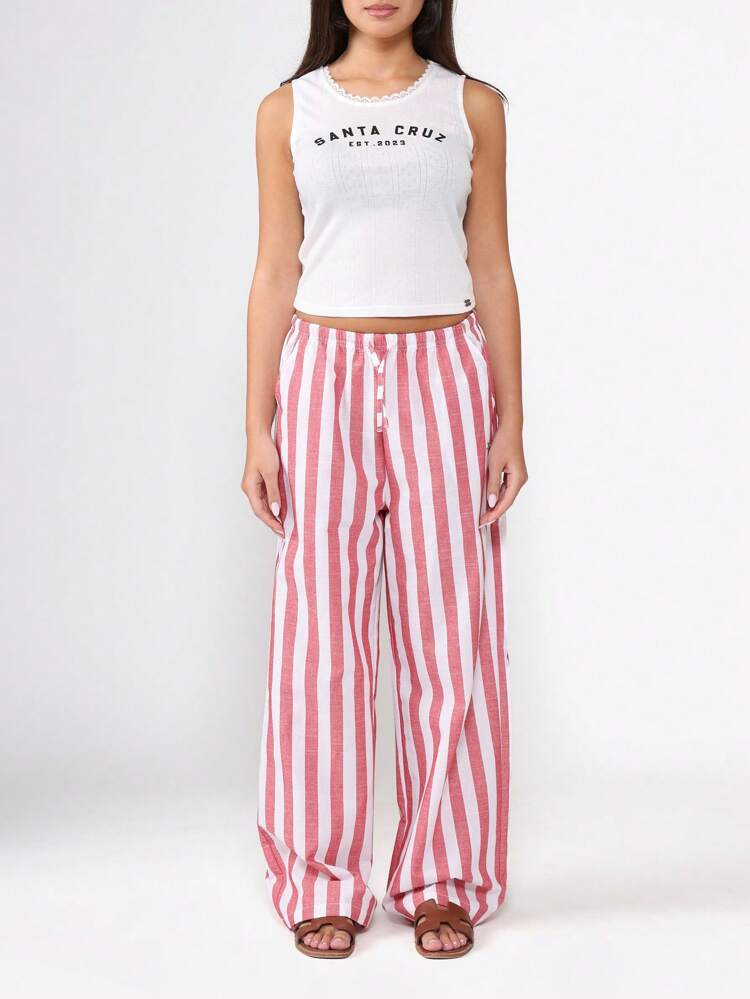 Weite Hose aus Leinen mit vertikalen Streifen