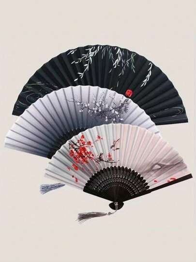 Elegant And Retro - Style Bamboo Folding Fan With Floral Patterns. Hand - Made, High - Quality Hand Fan, Suitable For Daily Use And Cultural Activities. An Ideal Gift For Students And Traditionalists. Bamboo Decorations.