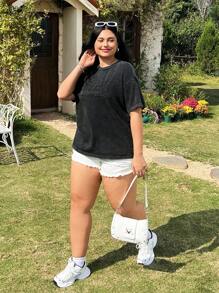 SHEIN EZwear 大尺碼女士黑色圓領短袖T恤