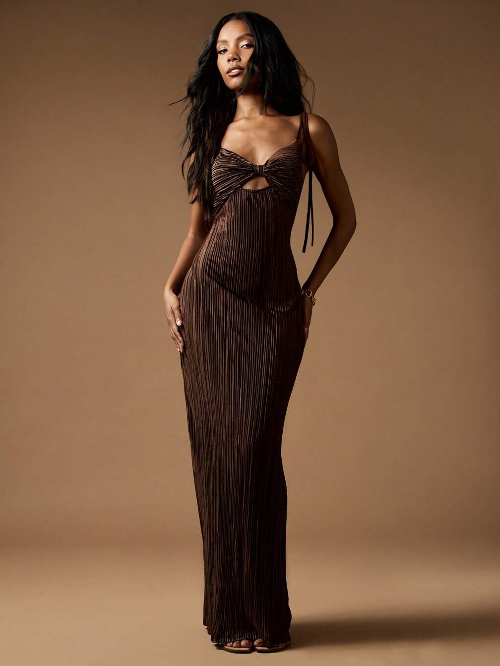 missguided brown satin dress MISSGUIDED Elegant Pleated Satin Maxi Dress Floor Length Evening Gown Strappy Sweetheart Neckline Cut Out Ruched Bodycon Party Wedding Guest Fall