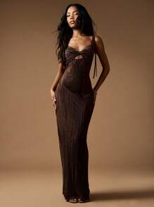 MISSGUIDED 优雅褶皱缎面长裙及地晚礼服吊带甜心领口镂空褶饰紧身派对婚礼宾客秋季正式礼服 - 棕色 - 查看 1